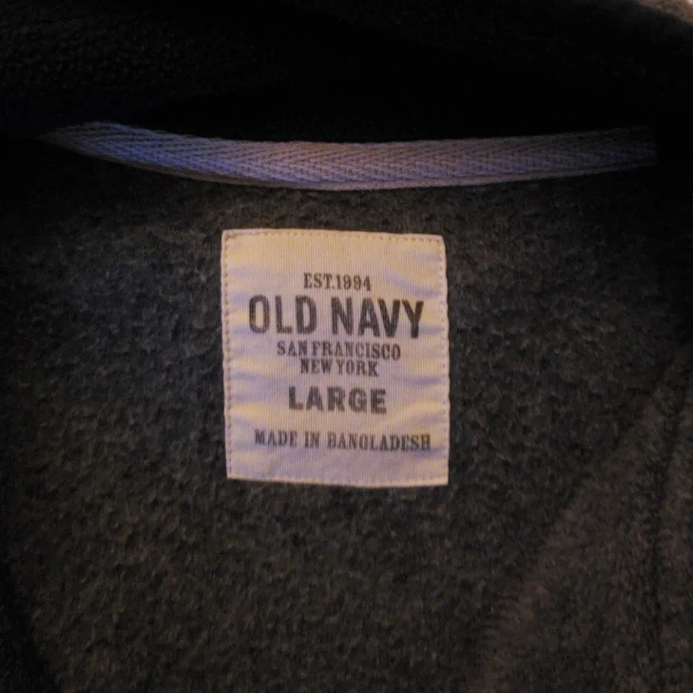 OLD NAVY SWEATER SZ L